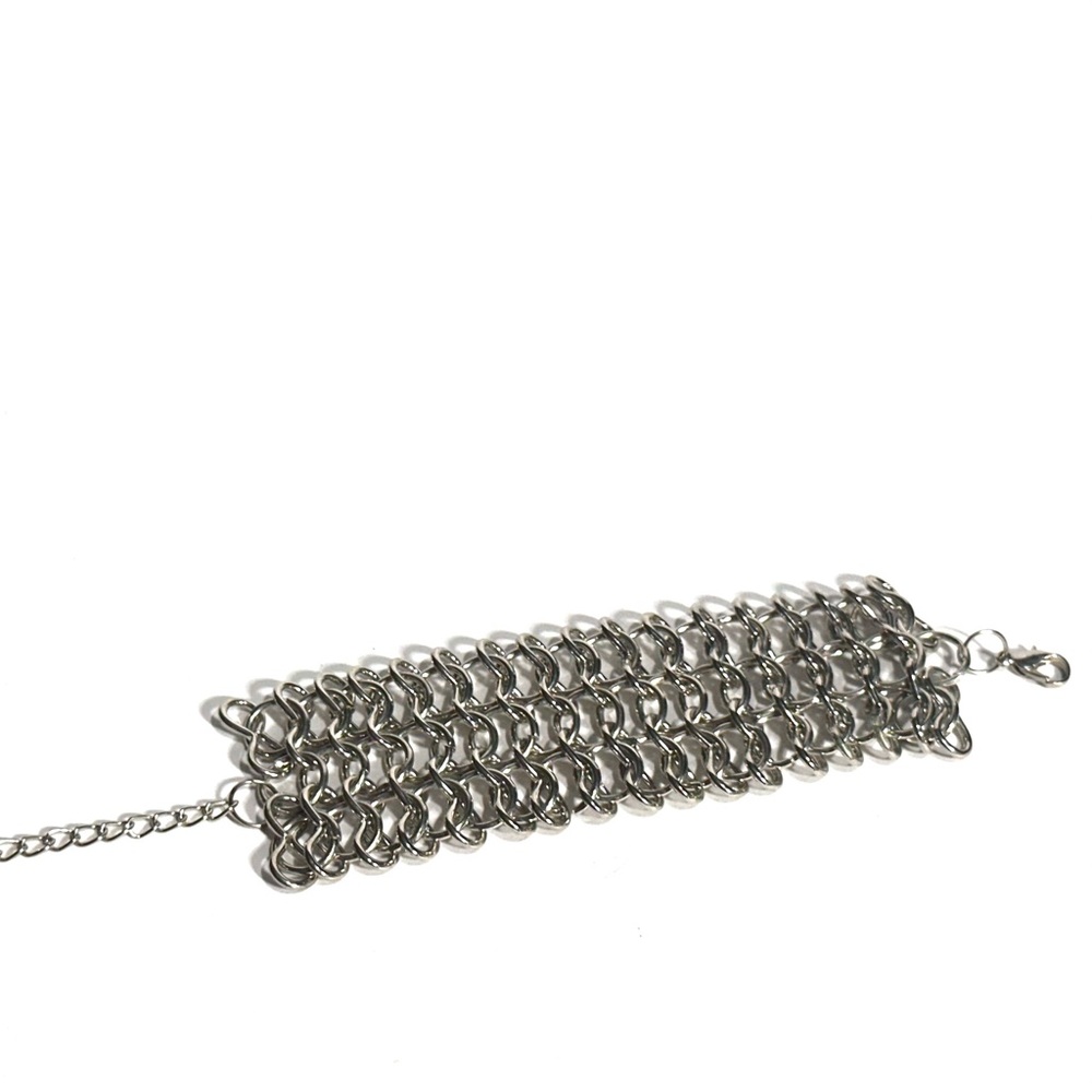 Gothic Chain Maille Chainmail Bracelet Interlocking Rings Medieval Castlecore - Picture 3 of 9
